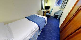 Fred Olsen Balmoral - Ocean View, L.jpg